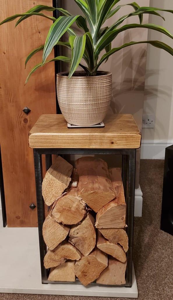 Bryce Log Holder